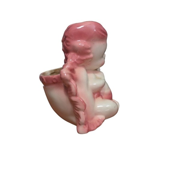 Vintage Hull Art Pottery #92 Gloss 5 1/2" Pink Baby With Pillow Planter - Picture 4 of 5